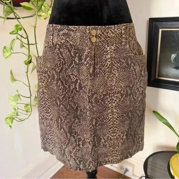 Chaps Snakeskin Print Denim Mini Skirt - Size 10 - Picture 1 of 7